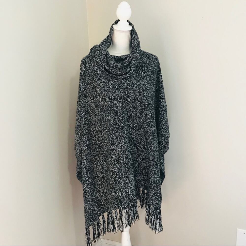 White House Black Market Poncho